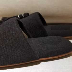 Свитер Тапочки с кисточками