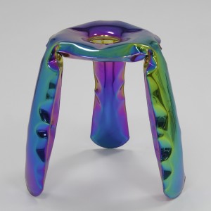 Красочные стулья