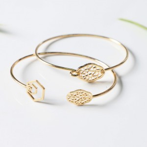 Бегония цветок открытый браслет