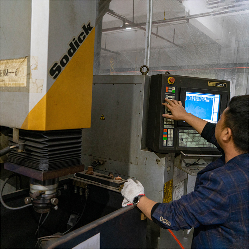 Производство процесса производства пресс-формы