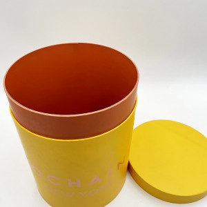 цилиндрическая коробка