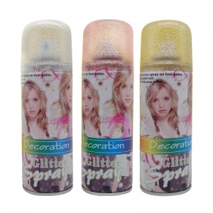 Цвет волос с распылительными волосами и гриппе для глитера.