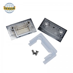 Двойное отверстие изливано в стеклянном зажиме 0 градусов