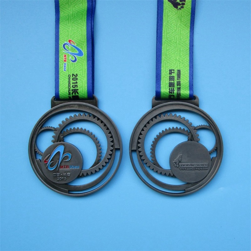 Полая дизайн пользовательские велосипедные медали отливайте металлические медали