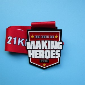 При награждении дизайн медальной подвески Medallion