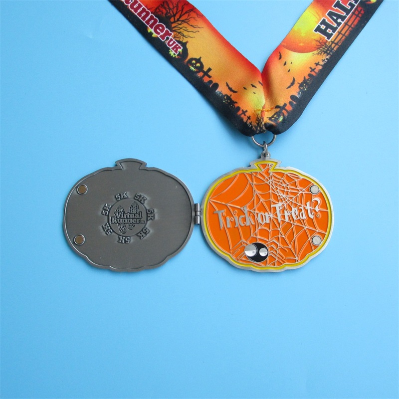 Праздничный подарок на Хэллоуин Рождественский пасхальный фестиваль медали с раскладными металлическими медалями моллюсков