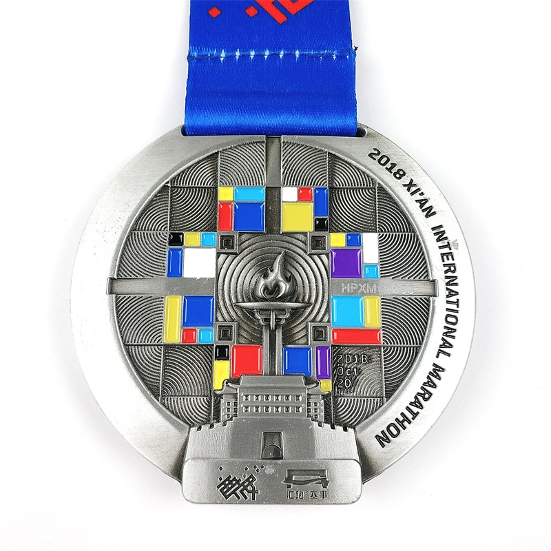 Марафонская медаль заканчивает 2018 крутой дизайн съемный мировой марафон Медаль наград