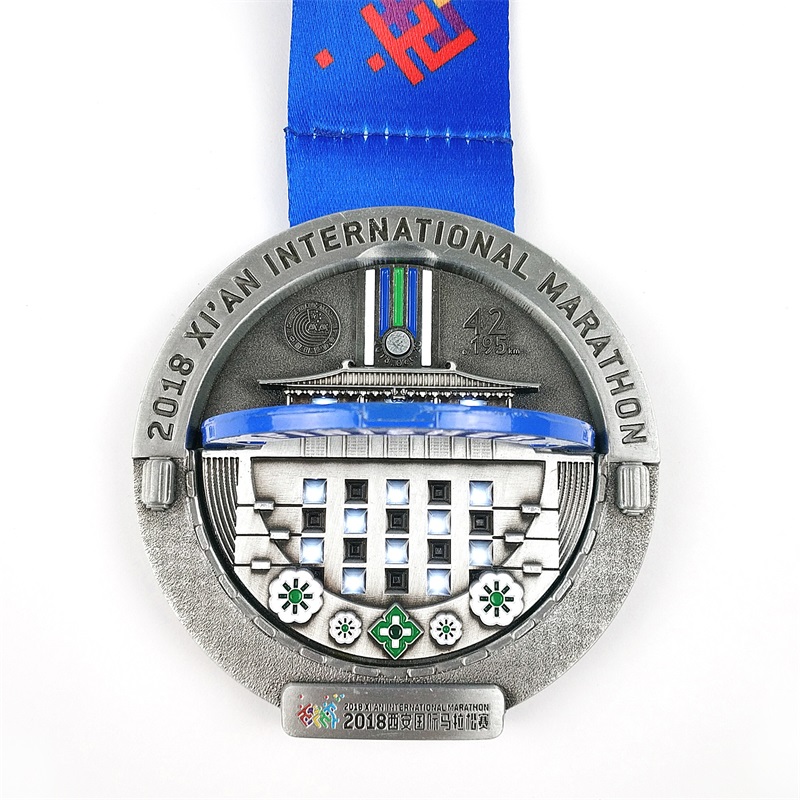 Марафонская медаль заканчивает 2018 крутой дизайн съемный мировой марафон Медаль наград
