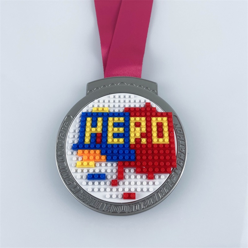 Марафонская медаль индивидуальная гоночная медаль развлечена медали Lego Спортивные медали