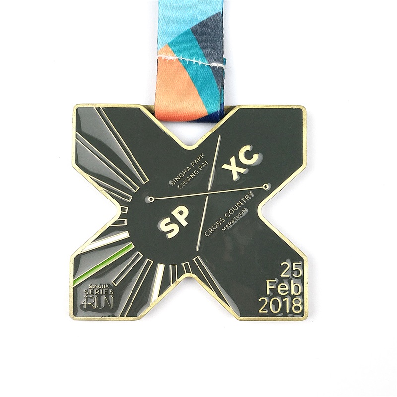 Золотые медальон медали ожерелья зимние олимпийские игры 2022 Чугунная медаль