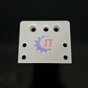 LT301 Верхняя изоляторная пластина