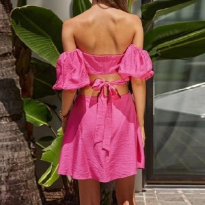 Платье из пыльного рукава с одним плечом