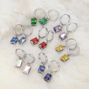 Квадратные роскошные серьги из циркония