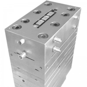 Пластиковая экструзионная форма с деревянной ПП