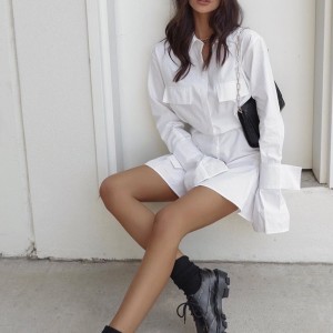 Французское белое платье с талией и манжетами и длинными вкладками для женщин 2023 Новая дизайн талия и сплошной юбки с длинными ру...