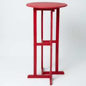 Круглые стулья на открытом воздухе