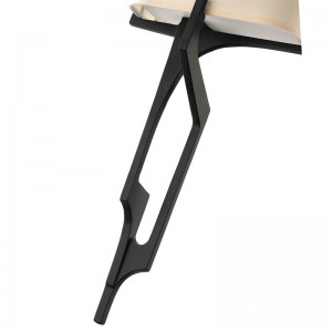 Hyatt Hotel Metd Metal Wall Sconce с темной бронзовой отделкой и наполовину прямоугольной ткани в отеле Типичный коридор