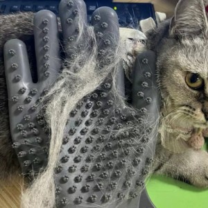 перчатки для массажа