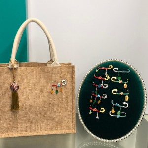 китайский-Стиль Lucky Brooch